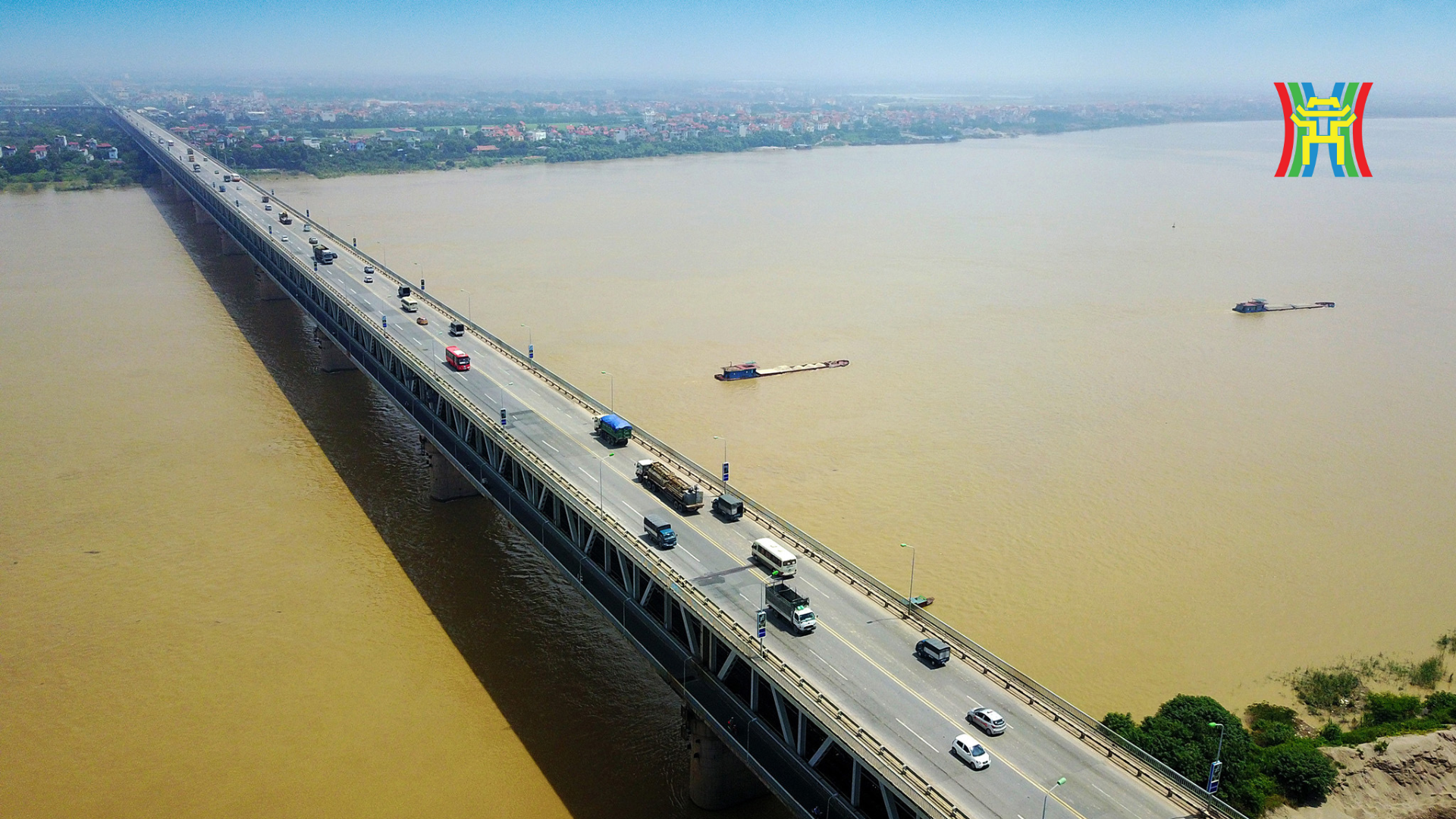 Theo Sở Giao thông Vận tải thành phố Hà Nội, hiện có 55 công trình cầu do thành phố quản lý đã xuống cấp nghiêm trọng.